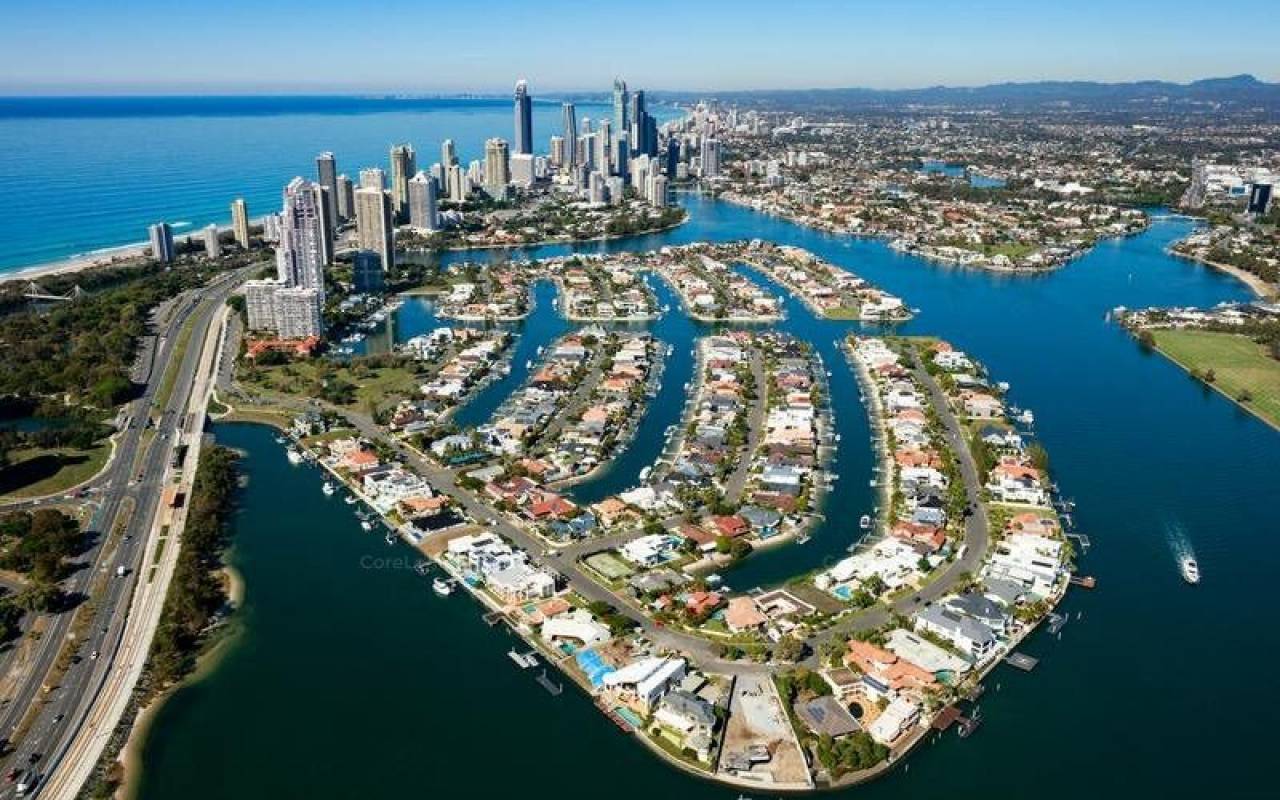 20 Seafarer Court, Surfers Paradise, QLD 4217 AU