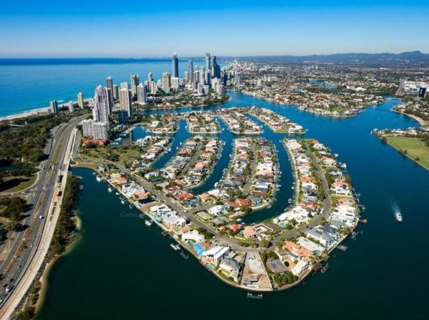 20 Seafarer Court, Surfers Paradise, QLD 4217 AU