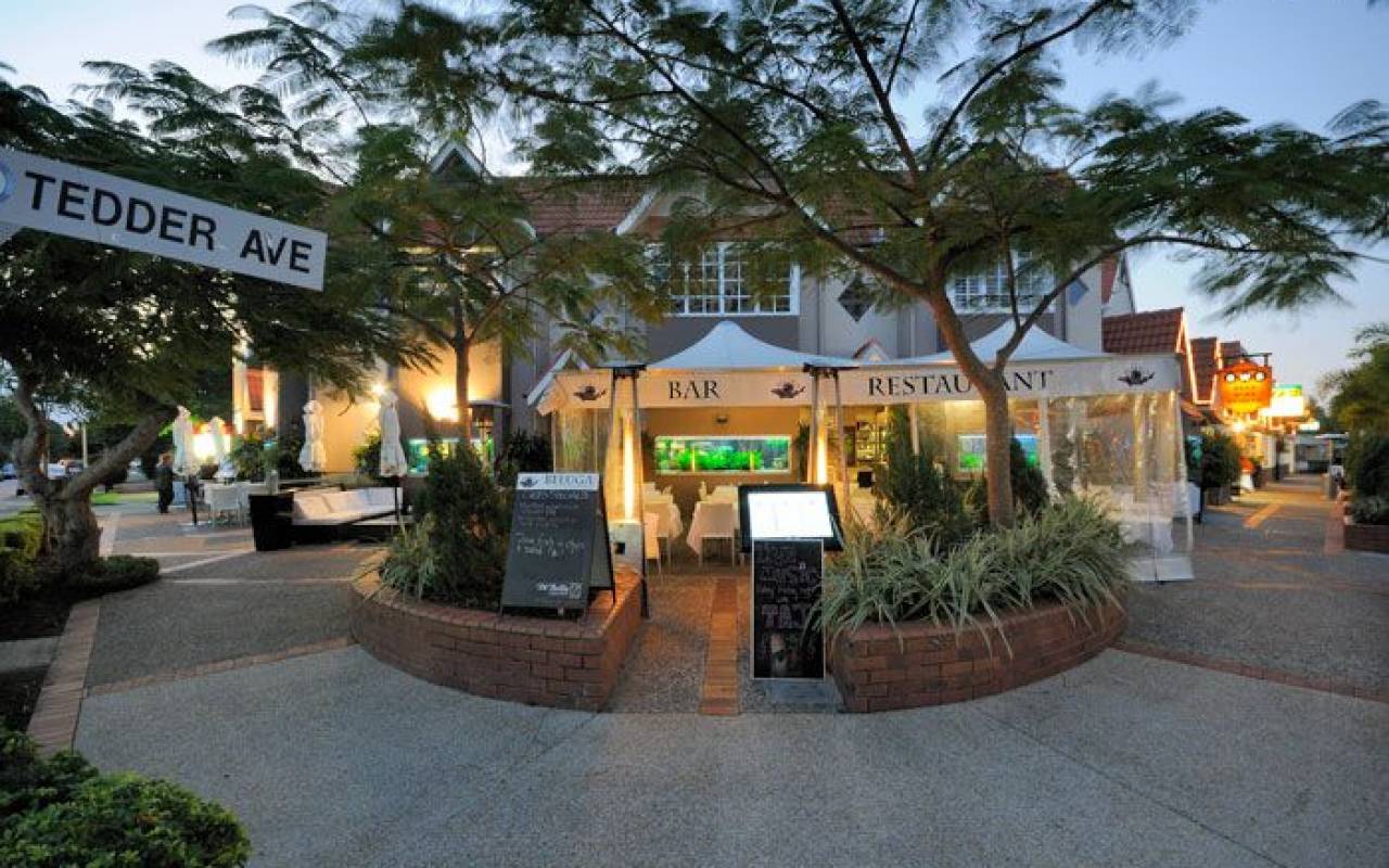 20 Seafarer Court, Surfers Paradise, QLD 4217 AU