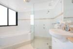 10/3 Garfield Terrace, Surfers Paradise, QLD 4217 AU