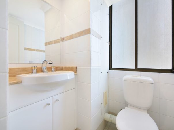 10/3 Garfield Terrace, Surfers Paradise, QLD 4217 AU
