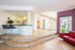 1/32 Sunset Boulevard, Surfers Paradise, Qld 4217 AU