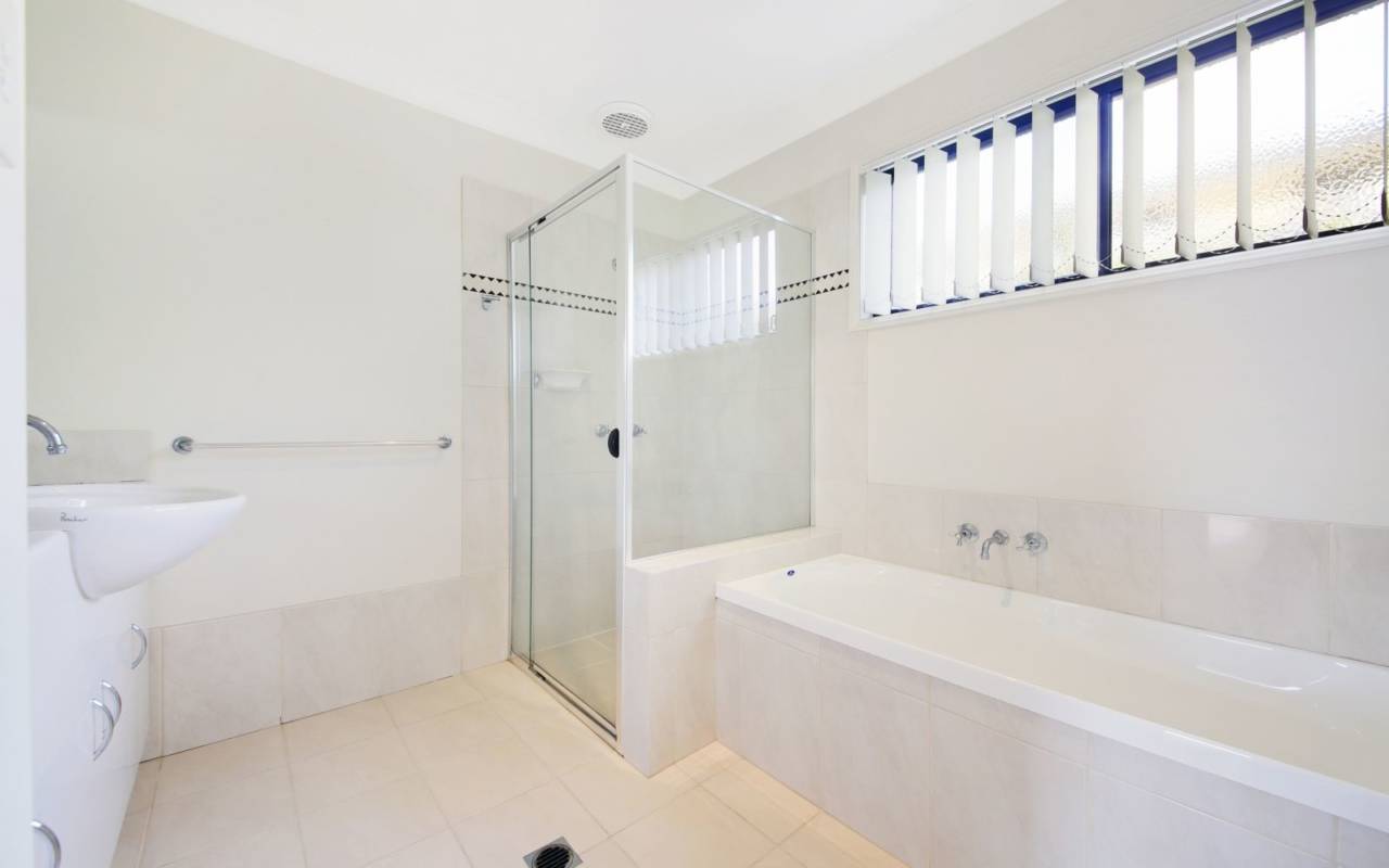 1/40 Sky Royal Terrace, Burleigh Heads, QLD 4220 AU