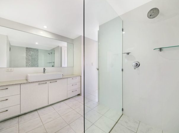 3/3 Garfield Terrace, Surfers Paradise, QLD 4217 AU