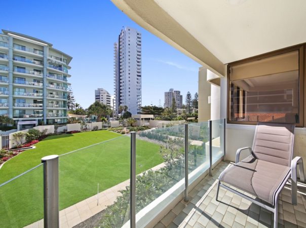 3/3 Garfield Terrace, Surfers Paradise, QLD 4217 AU