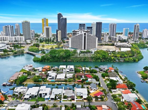 4 Lotus Key, Broadbeach Waters, QLD 4218 AU