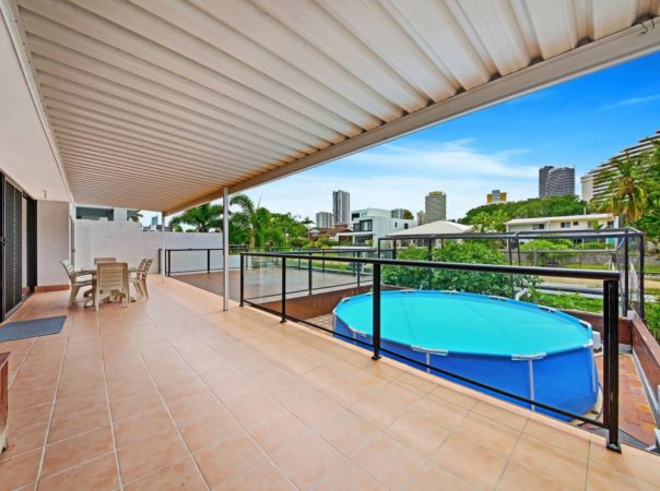 4 Lotus Key, Broadbeach Waters, QLD 4218 AU