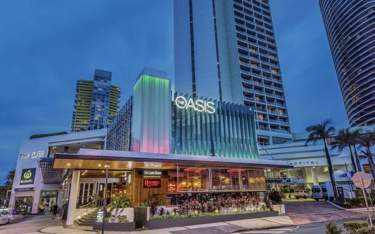 4 Lotus Key, Broadbeach Waters, QLD 4218 AU