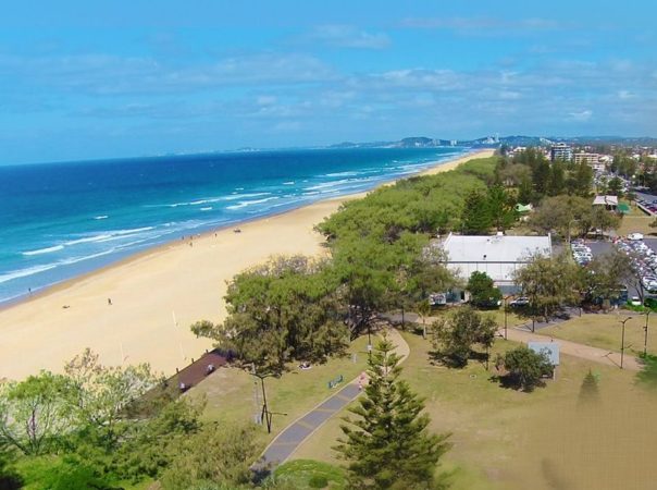 4 Lotus Key, Broadbeach Waters, QLD 4218 AU