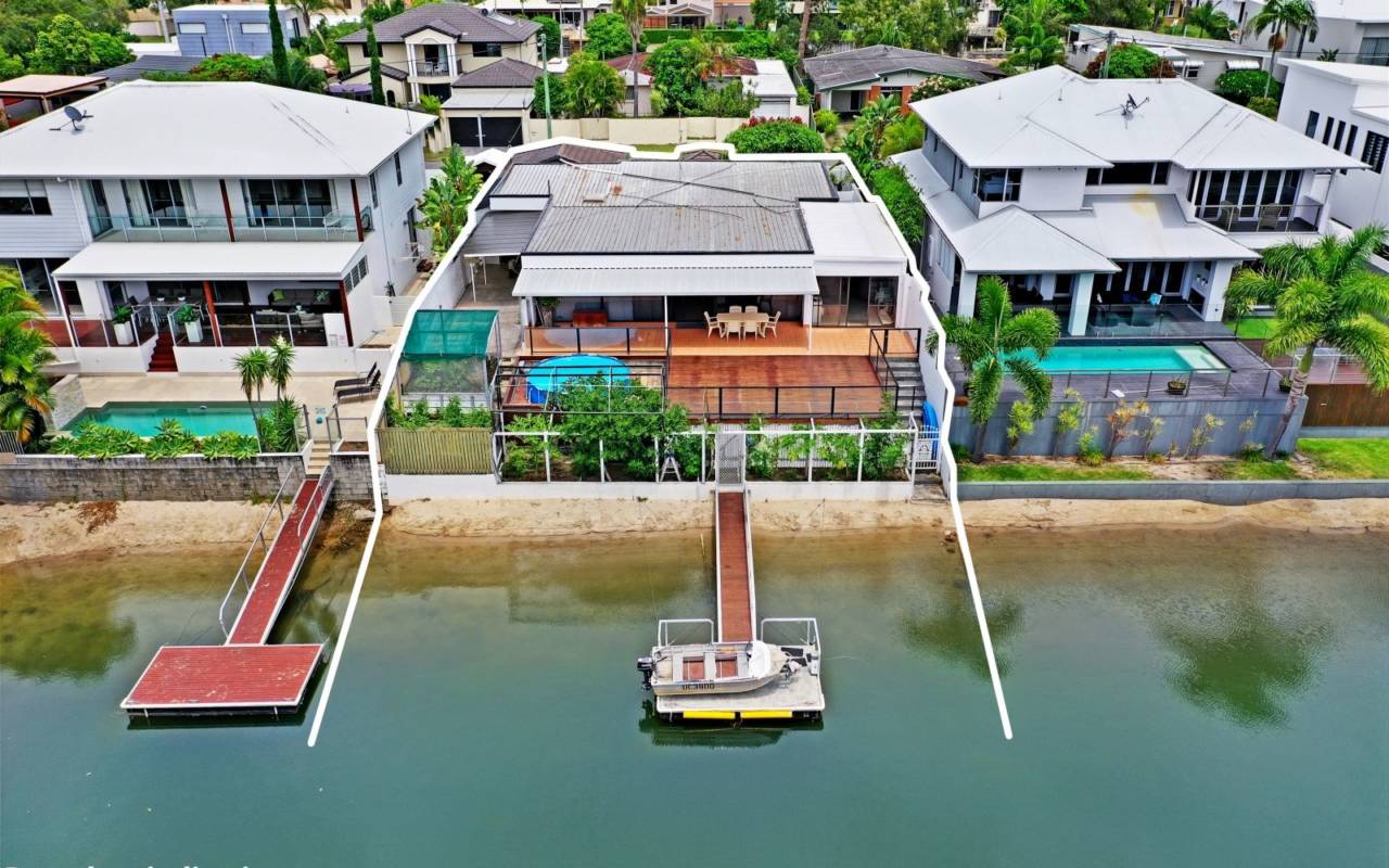 4 Lotus Key, Broadbeach Waters, QLD 4218 AU