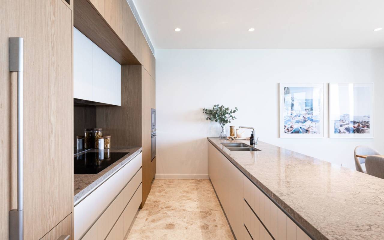 Broadbeach, QLD 4218 AUSTRALIA