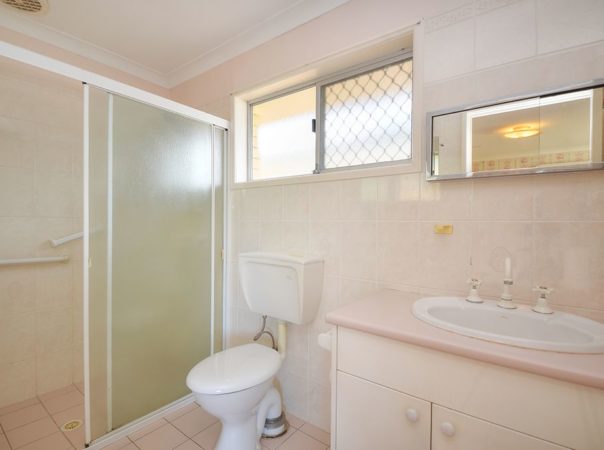 18 Etna Street, Isle Of Capri, Qld 4217 AU
