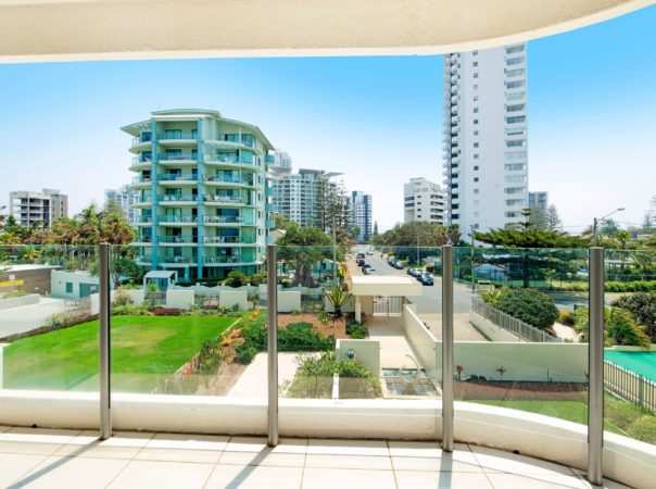 4/3 Garfield Terrace, Surfers Paradise, QLD 4217 AU