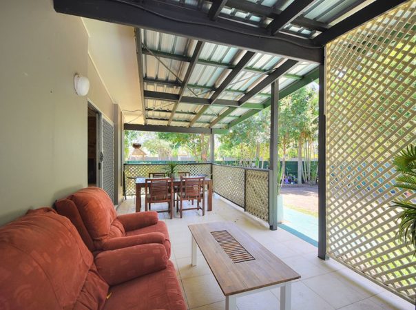5 Harris Street, Labrador, QLD 4215 AU