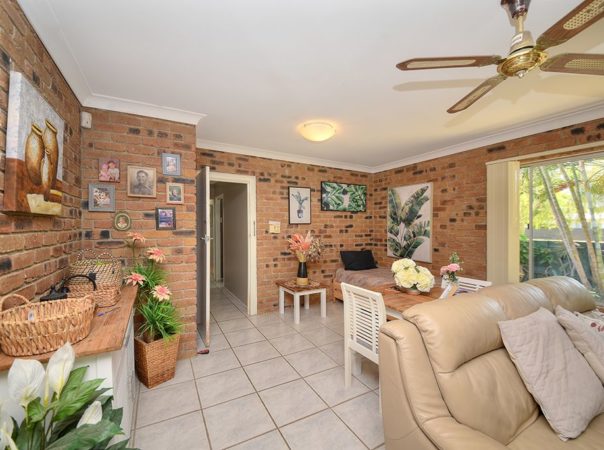 5 Harris Street, Labrador, QLD 4215 AU