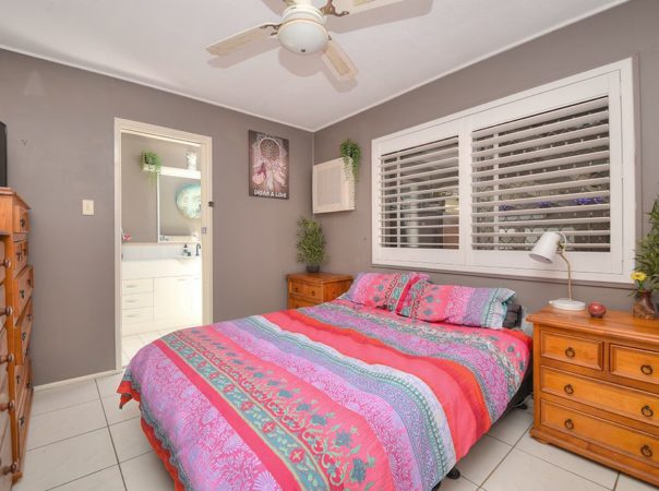 5 Harris Street, Labrador, QLD 4215 AU