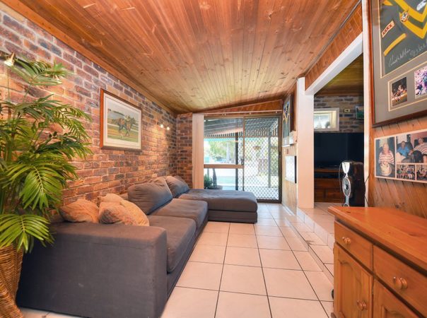 5 Harris Street, Labrador, QLD 4215 AU