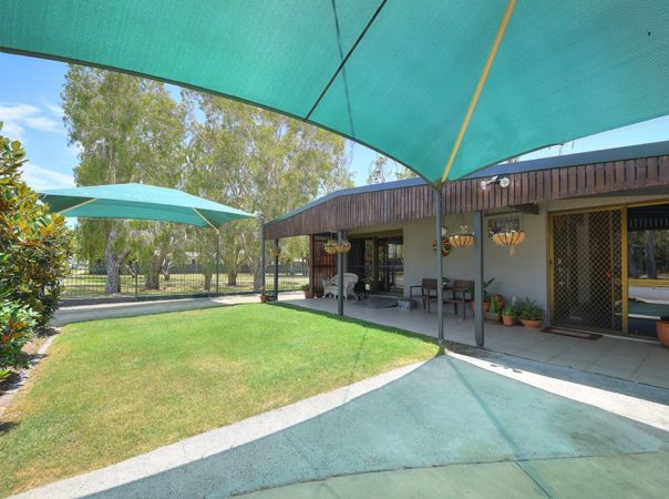 5 Harris Street, Labrador, QLD 4215 AU