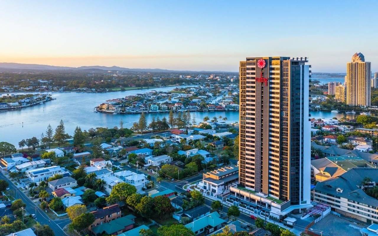 110/9 Norfolk Ave, Surfers Paradise, QLD 4217 AU