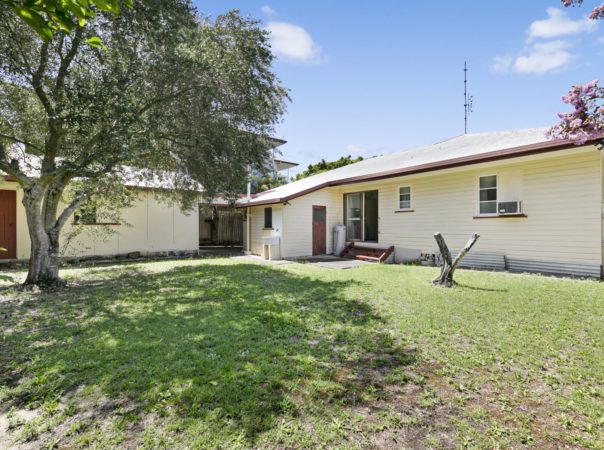 31 Walton Street, Southport, QLD 4215 AU