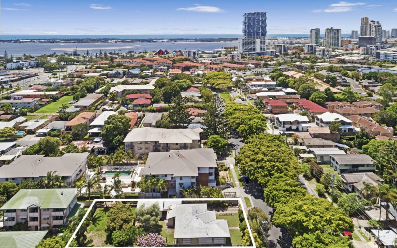 31 Walton Street, Southport, QLD 4215 AU