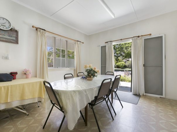 31 Walton Street, Southport, QLD 4215 AU
