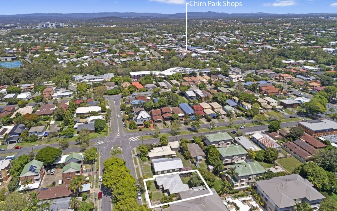 31 Walton Street, Southport, QLD 4215 AU