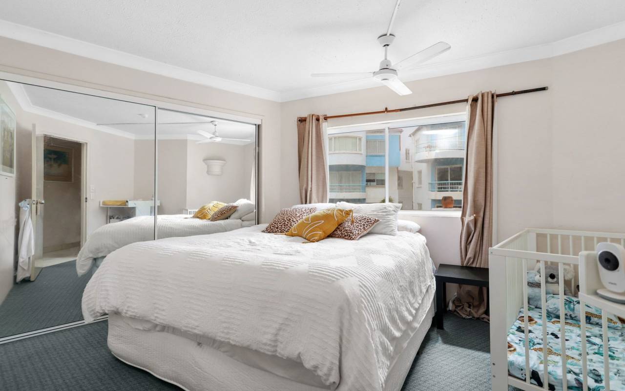 19/26 Old Burleigh Road, Surfers Paradise, QLD 4217 AU