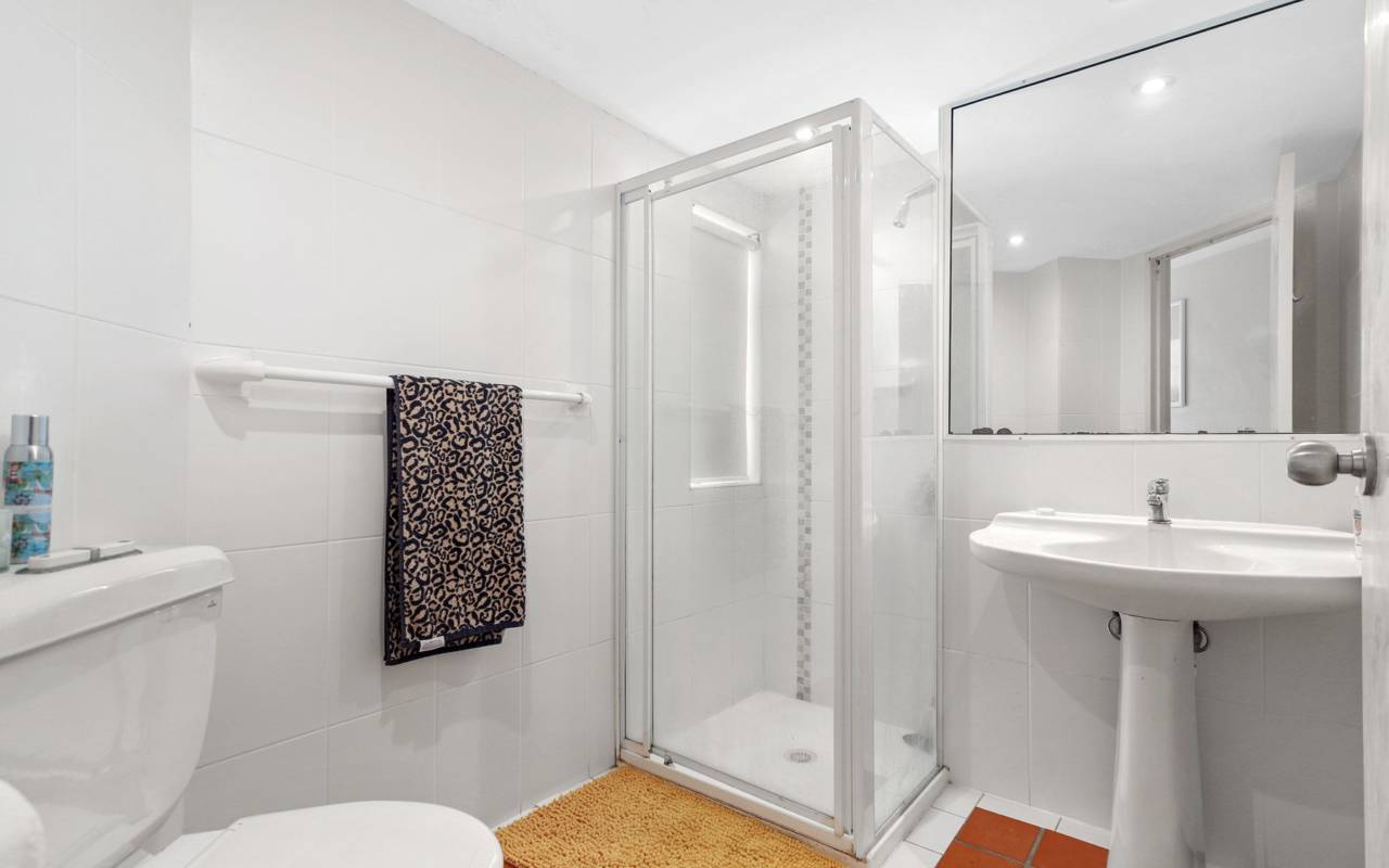 19/26 Old Burleigh Road, Surfers Paradise, QLD 4217 AU