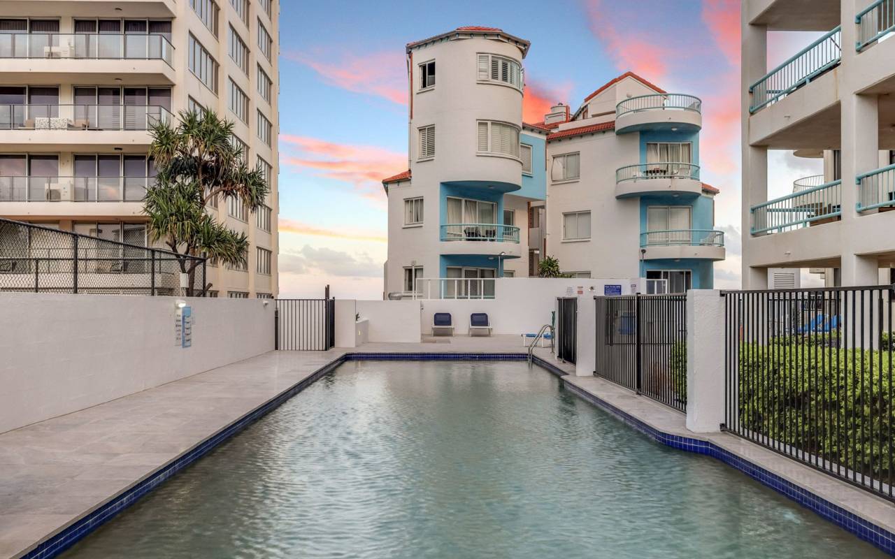 19/26 Old Burleigh Road, Surfers Paradise, QLD 4217 AU