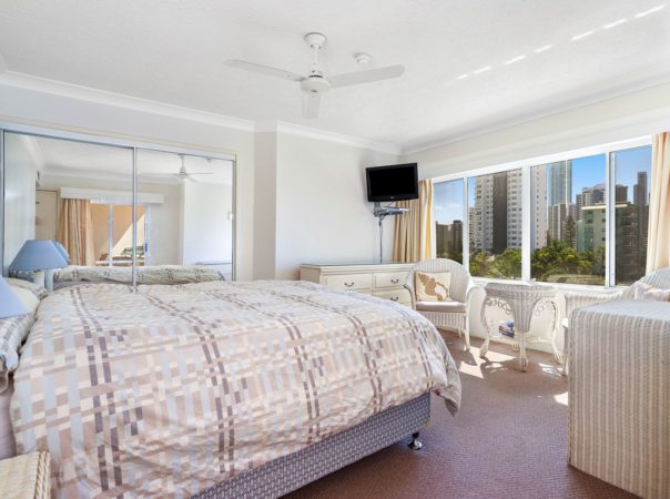 31/26 Old Burleigh Road, Surfers Paradise, QLD 4217 AU