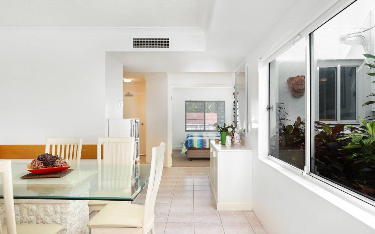 31/26 Old Burleigh Road, Surfers Paradise, QLD 4217 AU