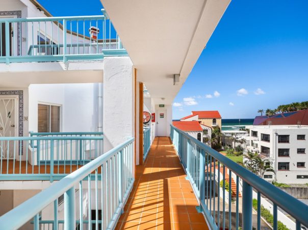 31/26 Old Burleigh Road, Surfers Paradise, QLD 4217 AU