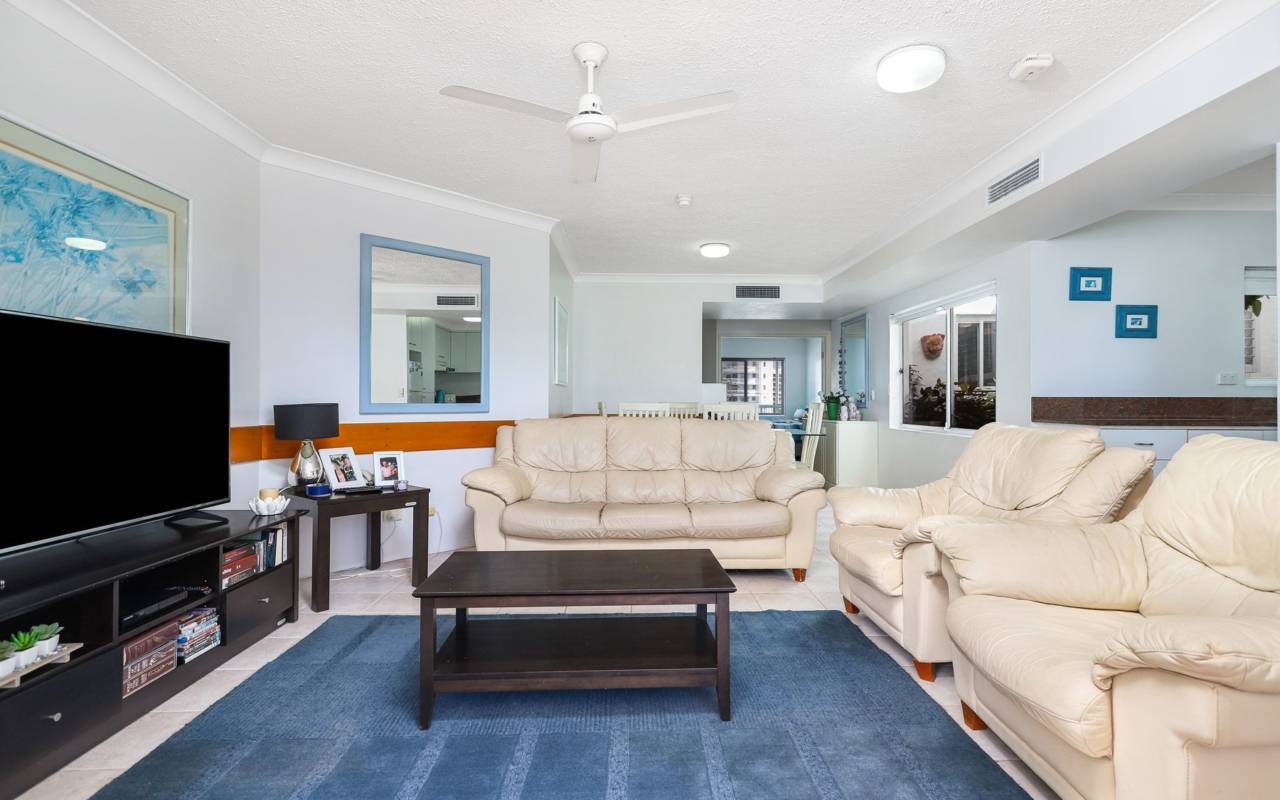 31/26 Old Burleigh Road, Surfers Paradise, QLD 4217 AU