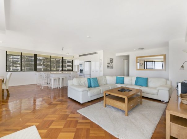5/3 Garfield Terrace, Surfers Paradise, QLD 4217 AU