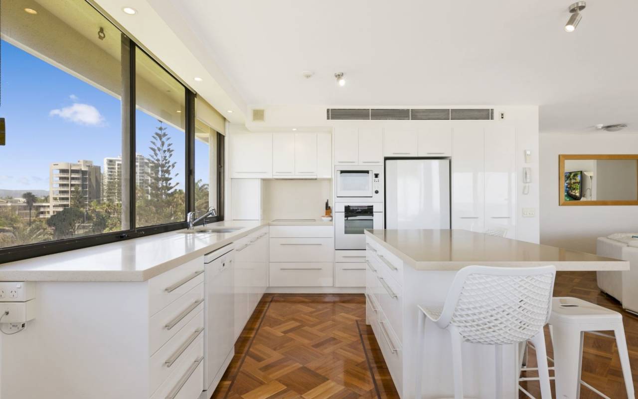 5/3 Garfield Terrace, Surfers Paradise, QLD 4217 AU