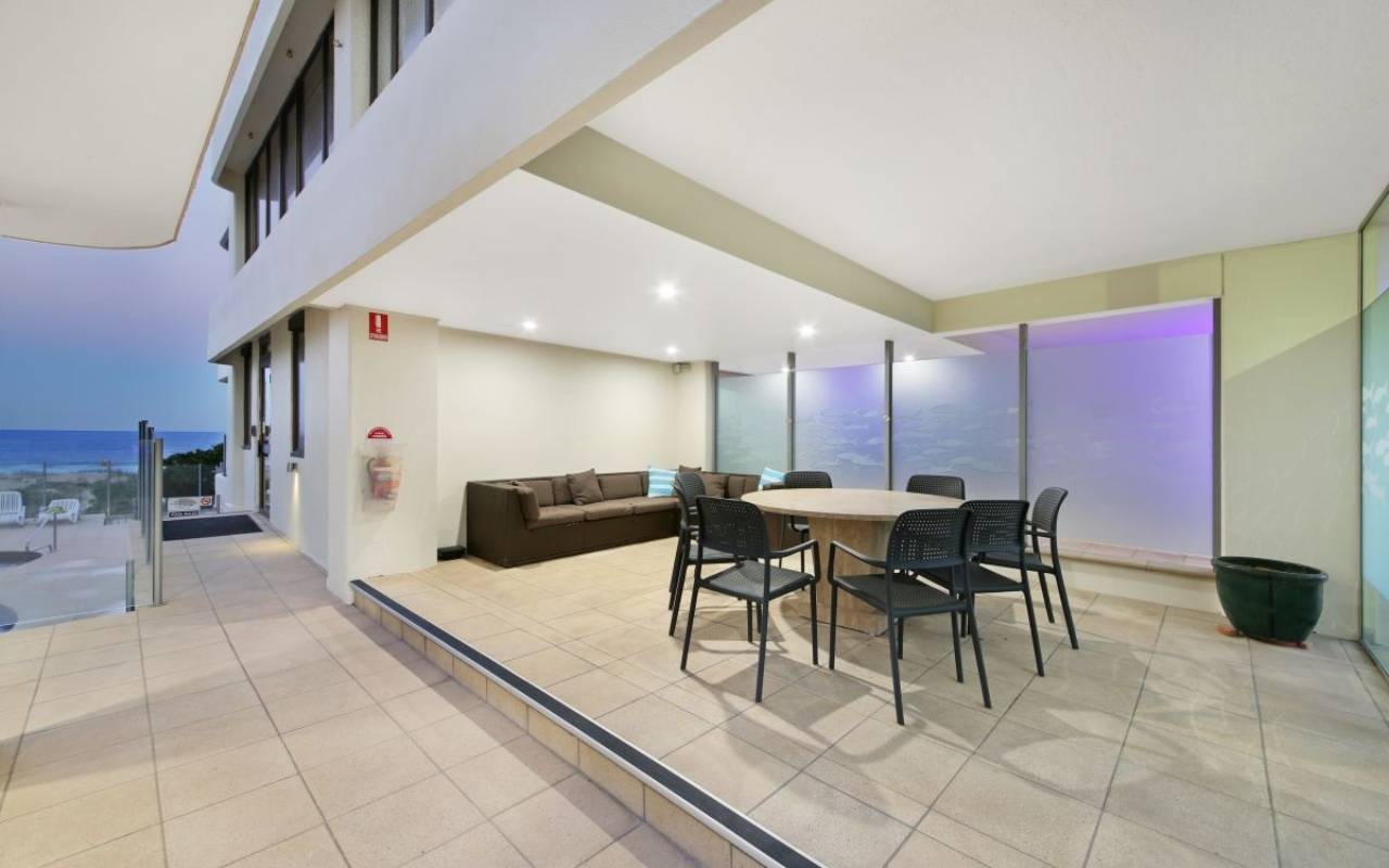 5/3 Garfield Terrace, Surfers Paradise, QLD 4217 AU