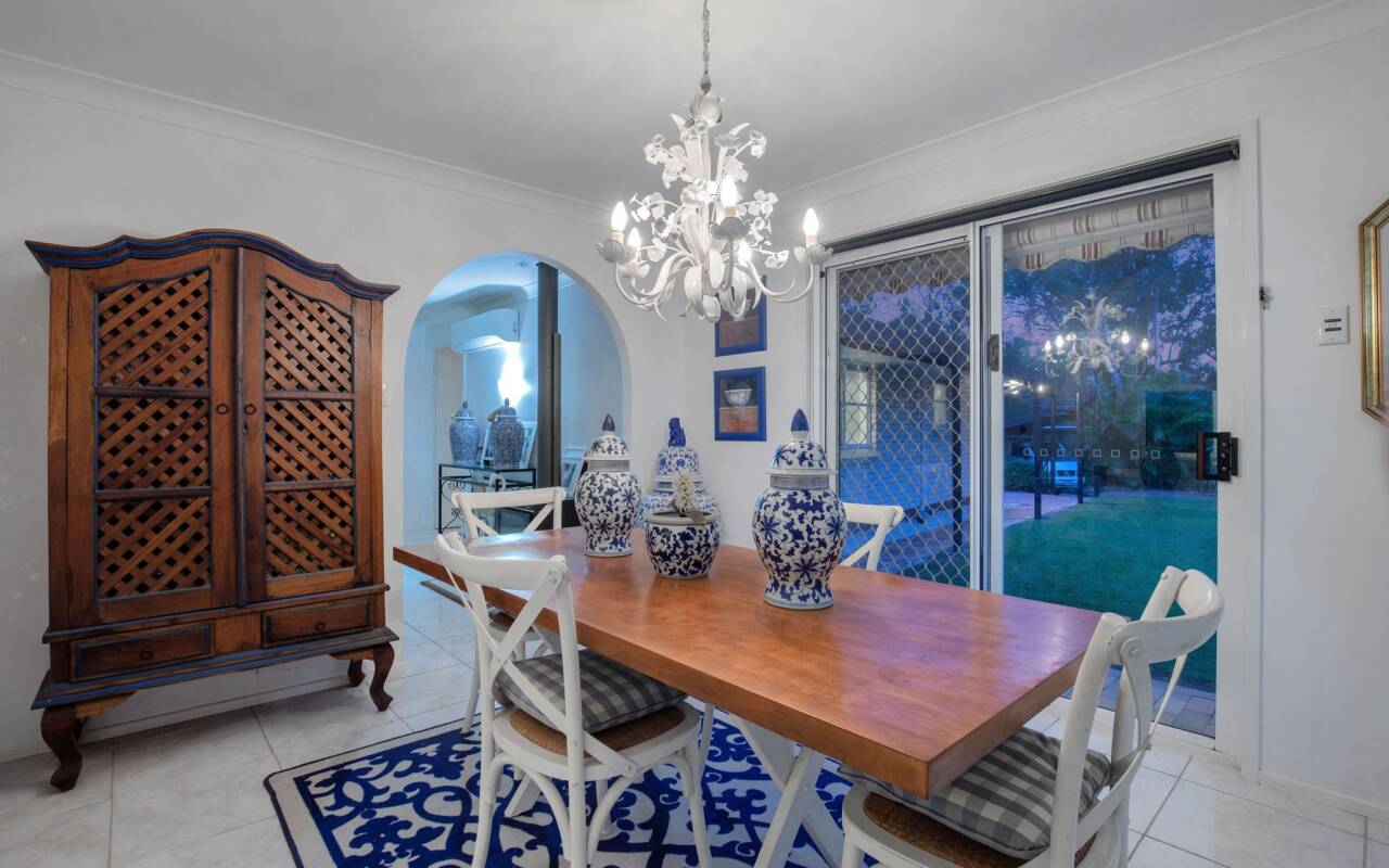 2 Crocus Way, Gaven, QLD 4211 AU
