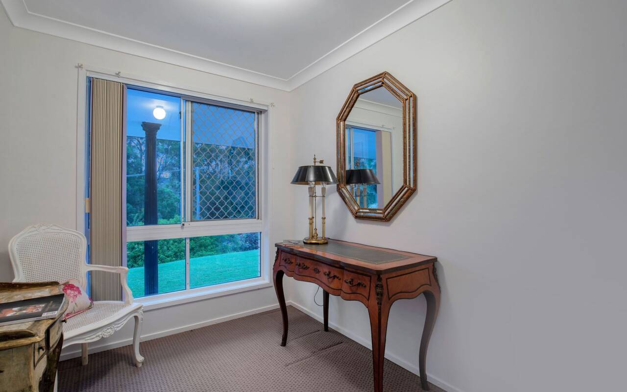 2 Crocus Way, Gaven, QLD 4211 AU