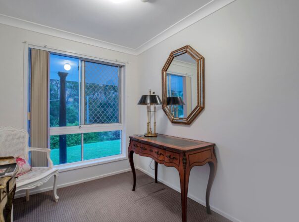 2 Crocus Way, Gaven, QLD 4211 AU