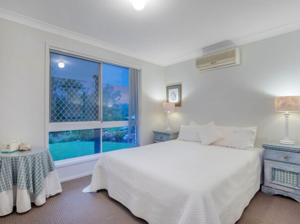2 Crocus Way, Gaven, QLD 4211 AU