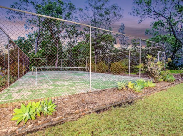 2 Crocus Way, Gaven, QLD 4211 AU