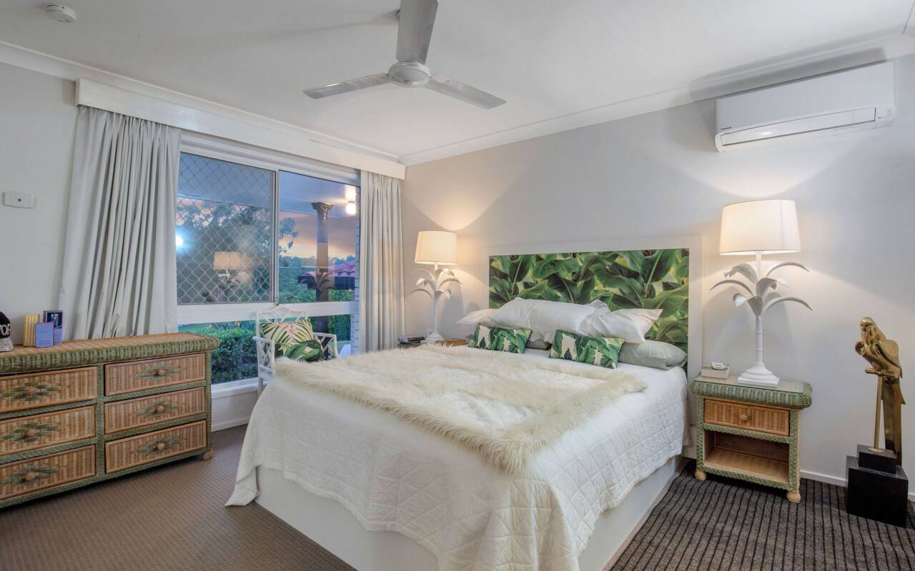 2 Crocus Way, Gaven, QLD 4211 AU