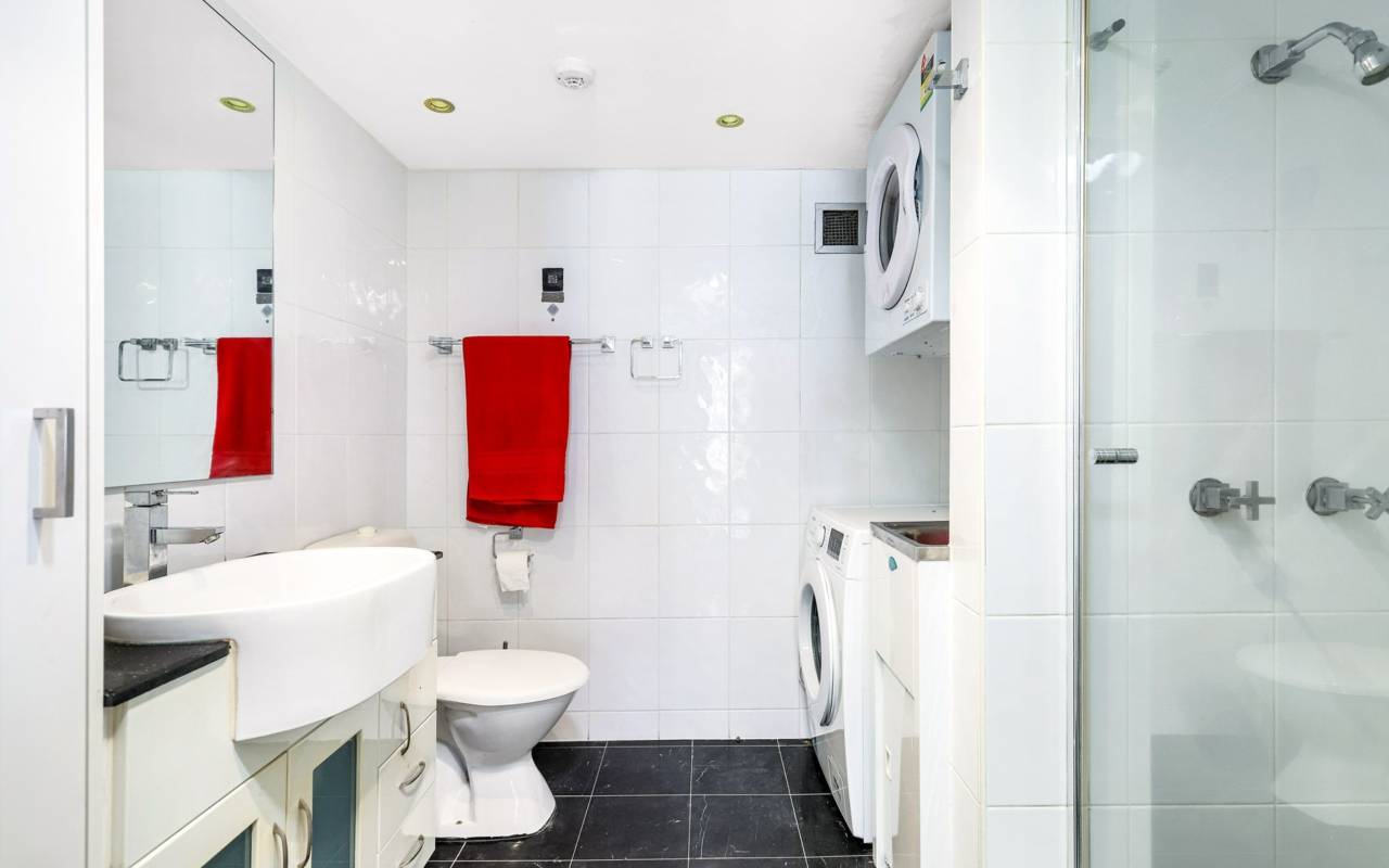 44/38 Orchid Avenue, Surfers Paradise, QLD 4217 AU