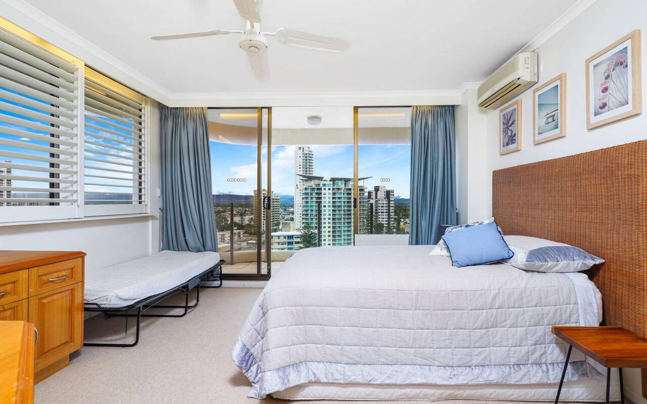 25/3 Garfield Terrace, Surfers Paradise, QLD 4217 AU
