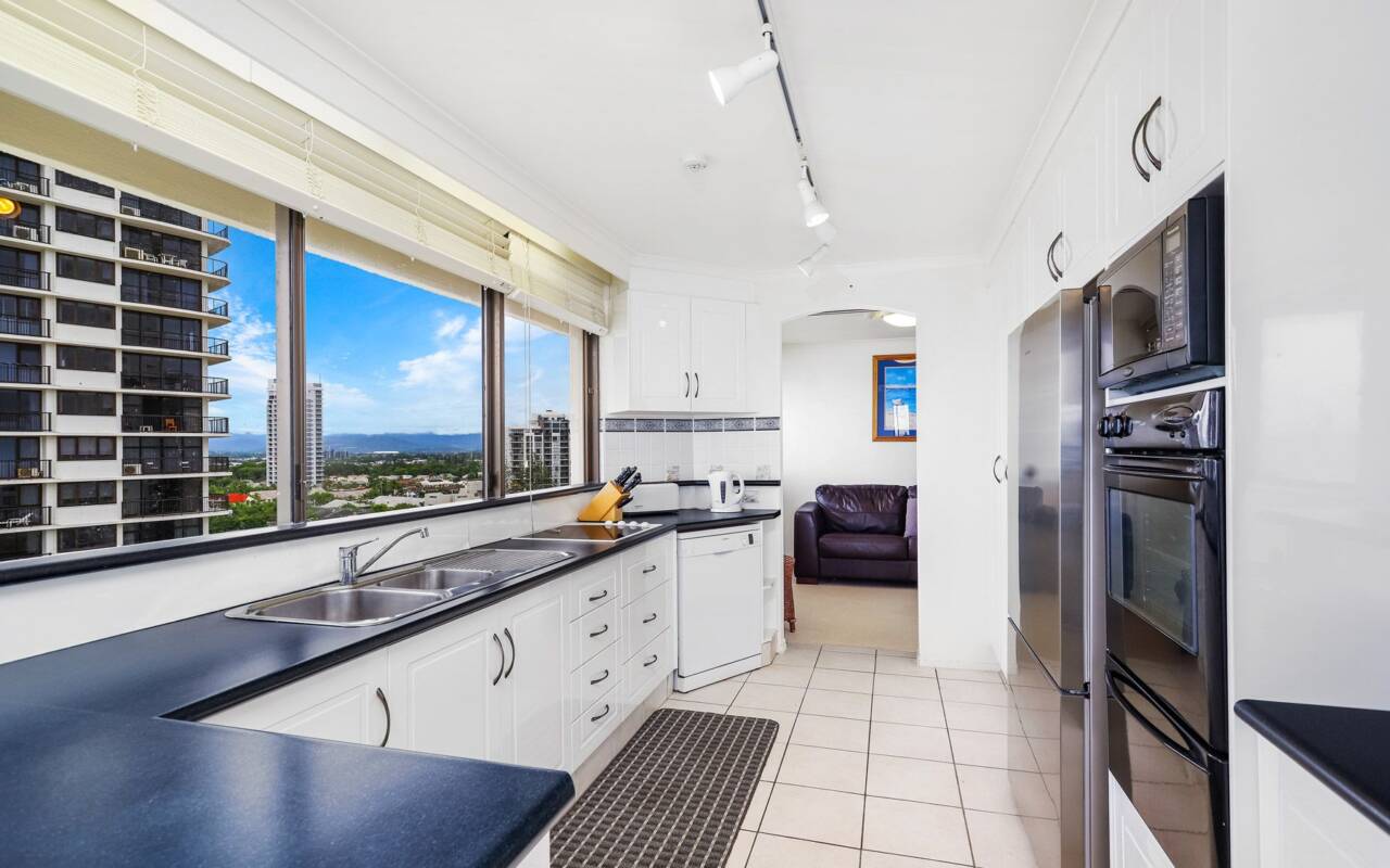 25/3 Garfield Terrace, Surfers Paradise, QLD 4217 AU