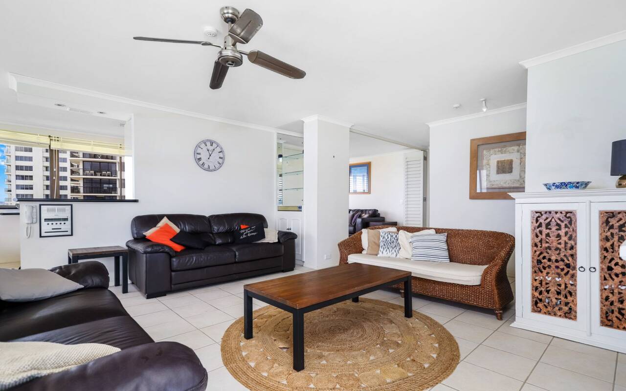 25/3 Garfield Terrace, Surfers Paradise, QLD 4217 AU