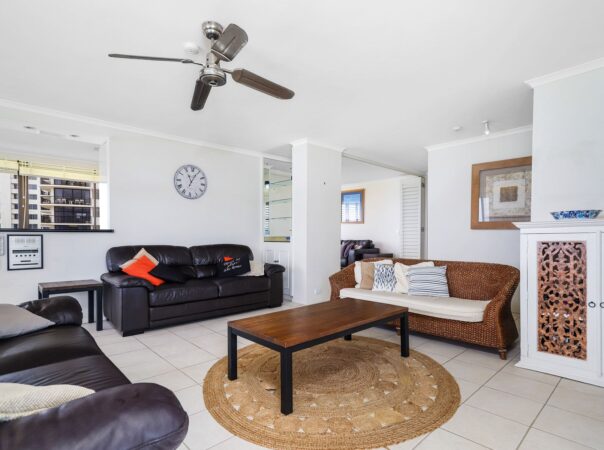 25/3 Garfield Terrace, Surfers Paradise, QLD 4217 AU