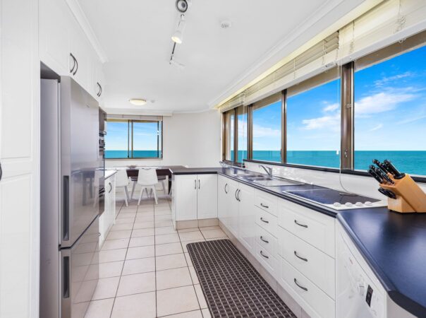 25/3 Garfield Terrace, Surfers Paradise, QLD 4217 AU
