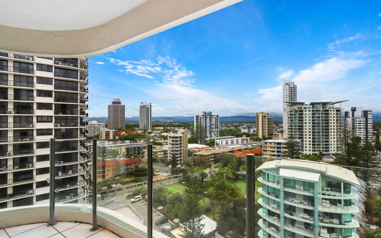 25/3 Garfield Terrace, Surfers Paradise, QLD 4217 AU